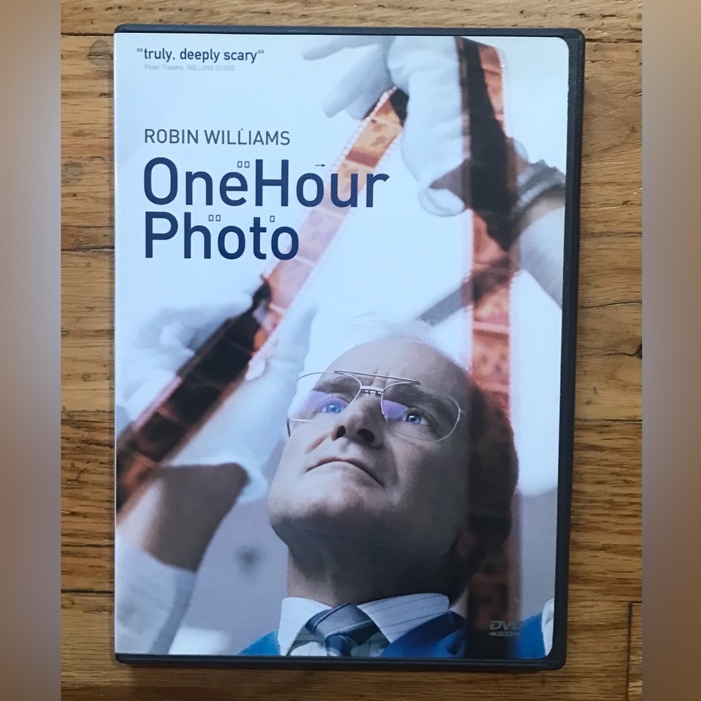 🖤5 for $20- One Hour Photo DVD Robin Williams